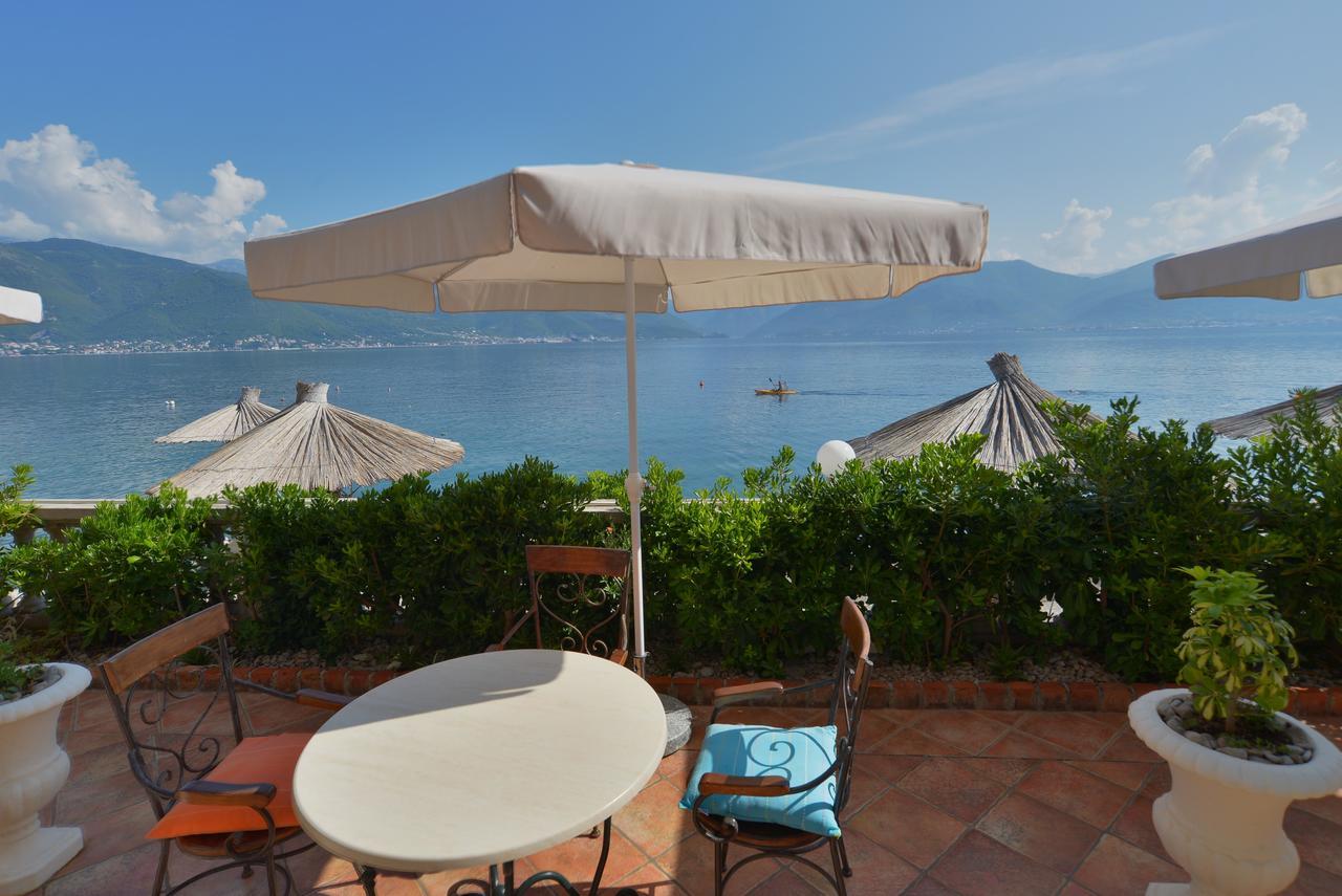 Apartments Palace Mira Mare Tivat Zewnętrze zdjęcie